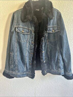 Dennis Basso Faux Fur Lined Denim Trucker Jacket - Sz S (Like New!)